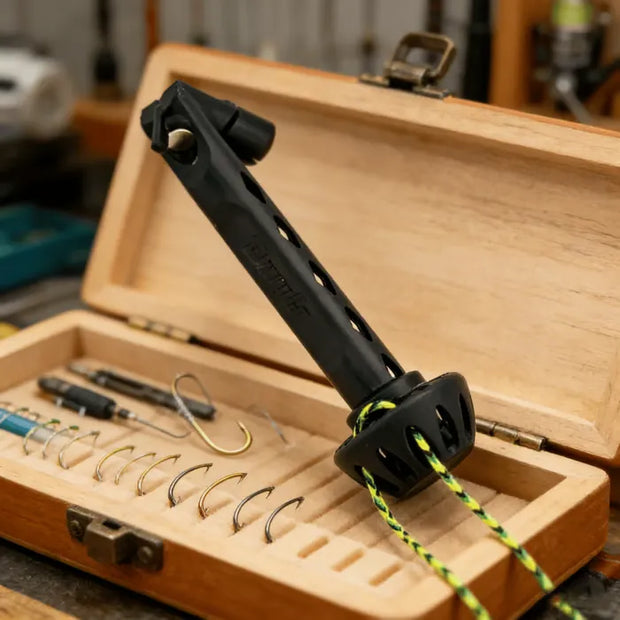 🎣 Fly Roost Magnetic Fly Threader – 🪝 Easily Thread & Knot Flies from Size 24 Up to Size 6